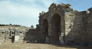 Kremna Antik Kenti