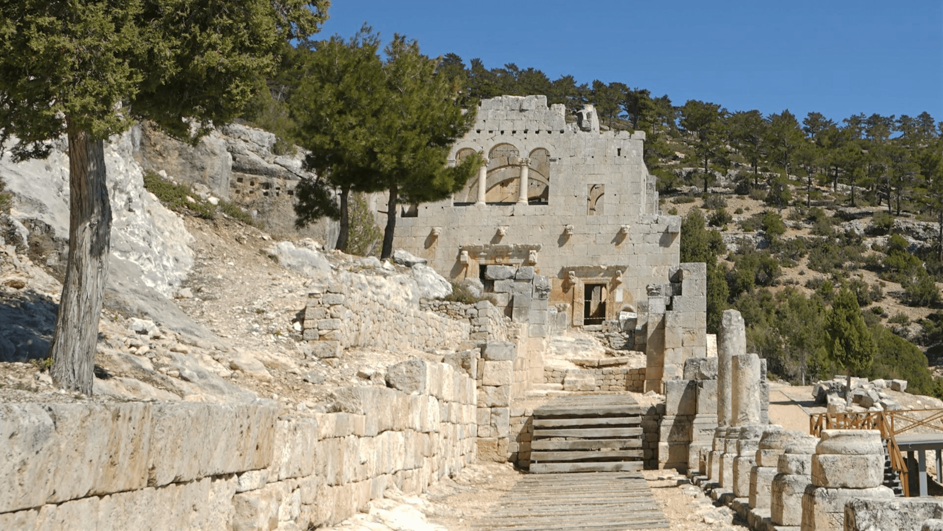 Mersin Mut Alahan Manastırı
