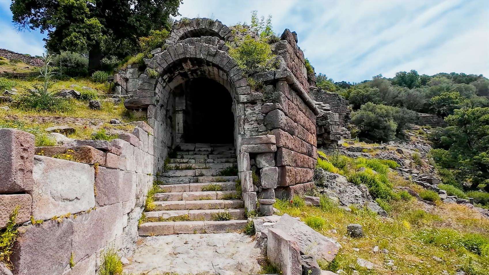 Aigai Antik Kenti - Manisa