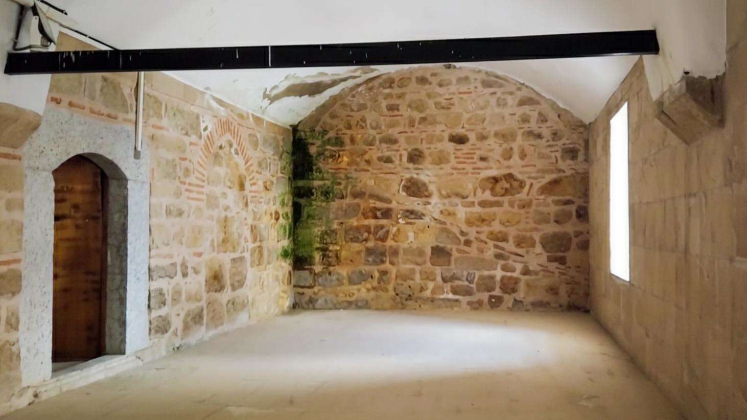 Döğer Kervansarayı Afyonkarahisar