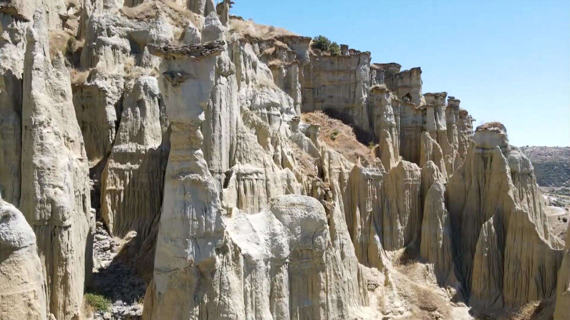 Kula Peri Bacaları - Manisa