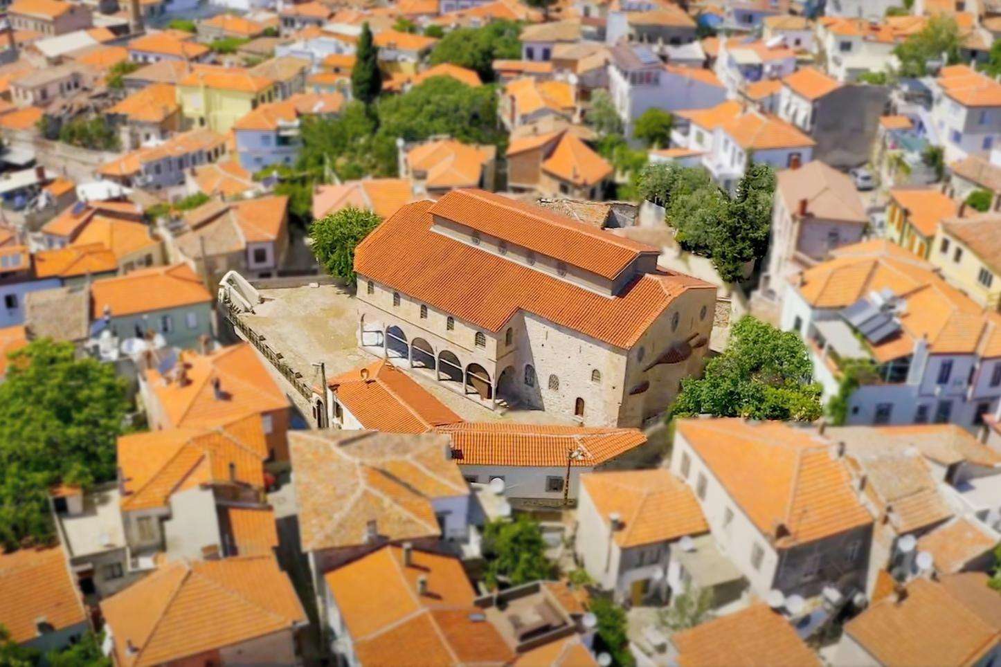 Taksiyarhis Kilisesi Ayvalık