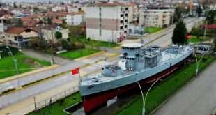 Yarhisar Müze Gemisi